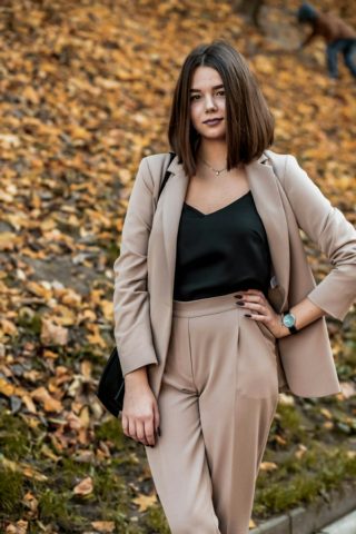 Blazer de alfaiataria bege tam M