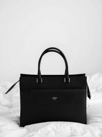 Bolsa tote de couro preta, cabe notebook